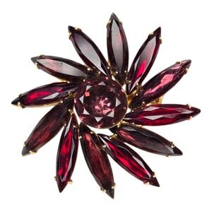 Unbranded Vintage Brooch OS Red Excellent Sunburst Rhinestone Gold Tone Pin